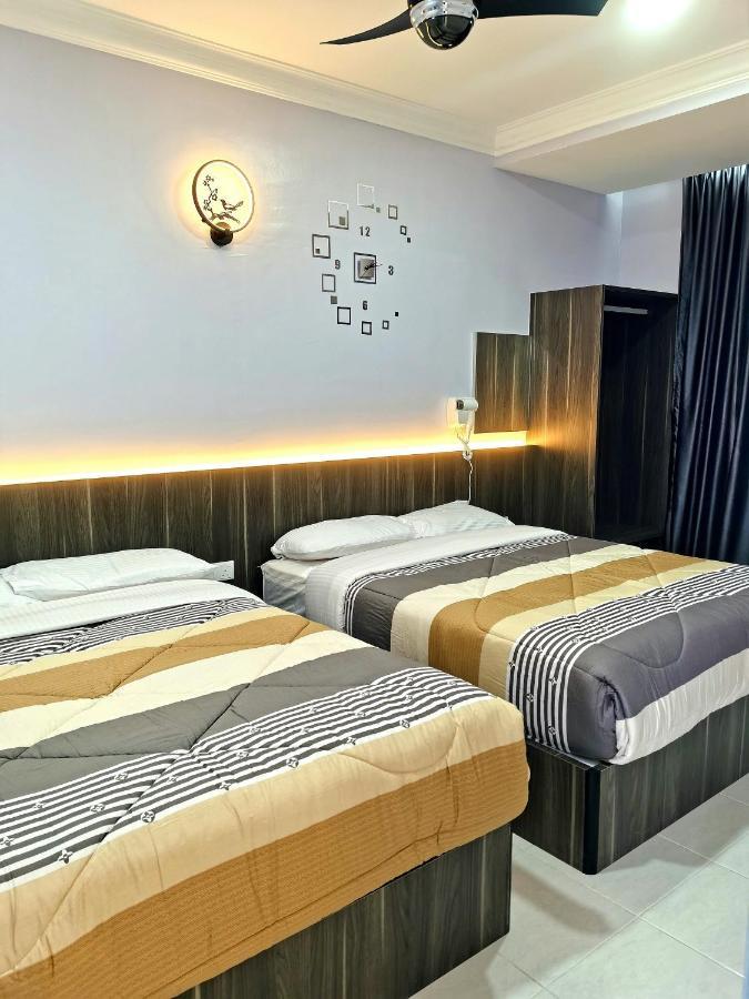 Moonight Luxe Suite, Cameron'S Emerald Avenue Бринчанг Экстерьер фото