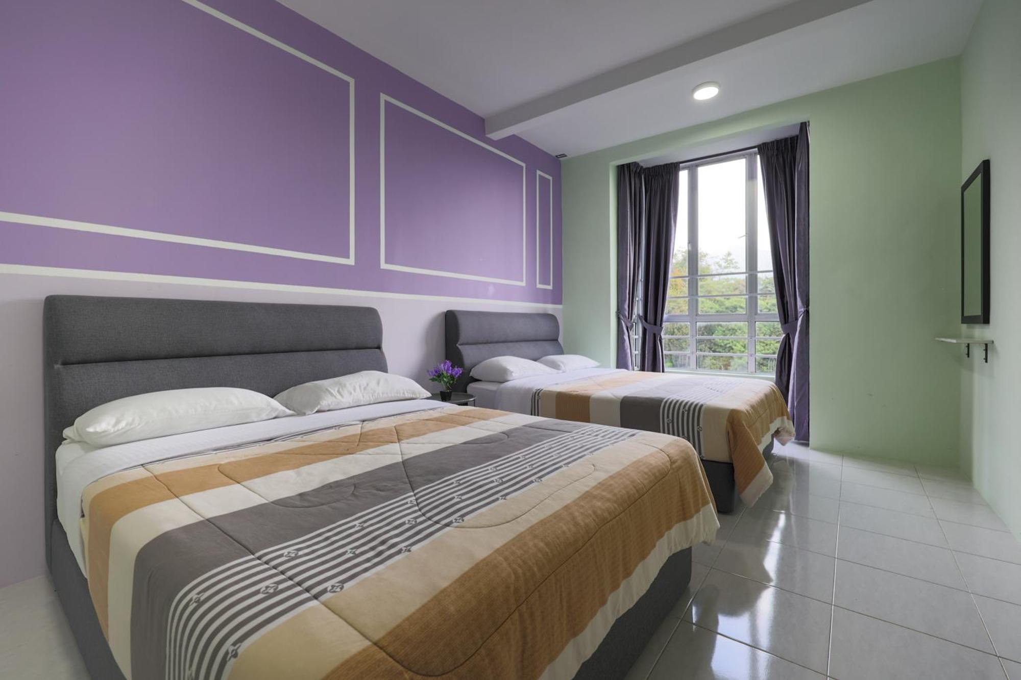 Moonight Luxe Suite, Cameron'S Emerald Avenue Бринчанг Экстерьер фото